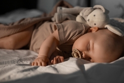 Yuk, Kenali Nutrisi dan Pola Tidur Bayi Usia 2 Bulan agar Tumbuh Sehat dan Ceria