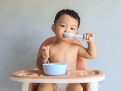 Baca Lengkap Contoh Nutrisi Makanan untuk Bayi di Atas 1 Tahun agar Sehat dan Ceria