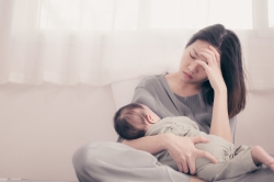 Tips Mudah Cegah Stres dan Jaga Kesehatan Ibu Menyusui