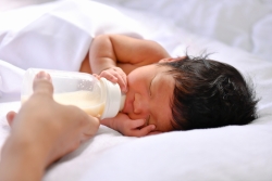 Takaran Susu untuk Bayi Baru Lahir, Panduan Lengkap bagi Orang Tua Baru