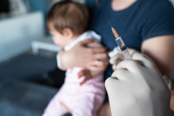 Baca Lengkap Pentingnya Imunisasi terhadap Campak atau Polio bagi Si Kecil