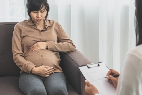 Cari Tahu Apa Saja Pantangan Hamil 8 Bulan yang Sering Terabaikan di Sini