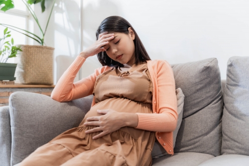 Yuk, Mulai Kenali Mood Swing dan Bagaimana Menjaga Kesehatan Psikologi Ibu Hamil