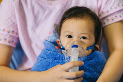 Agar Berat Badan Bayi Naik Tiap Bulan Saat Rentan ISPA