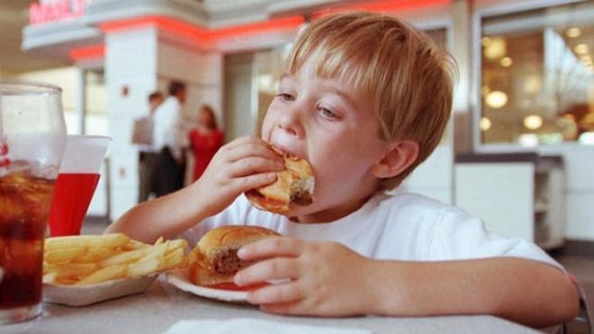 4 Cara Mengendalikan Nafsu Makan Anak Yang Berlebih