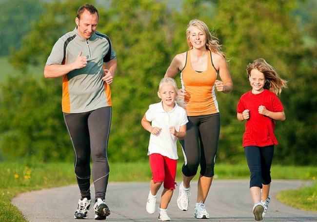 Cara Seru untuk Olahraga Bersama Anak dan Keluarga