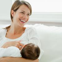Manfaat Besar ASI untuk Bayi dan Juga Moms