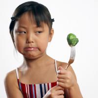 Waspadai Food Phobia (Phobia Makanan) Pada Anak 