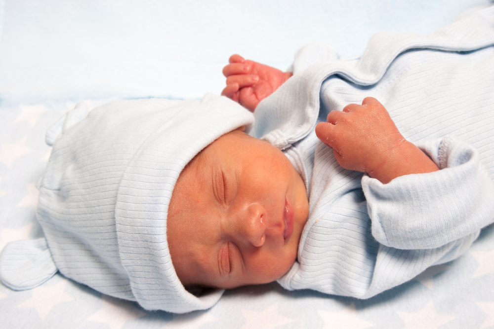 Bayi Lebih Sehat bila Tidur tanpa Bantal
