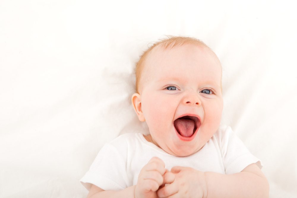4 Tahap Perkembangan Suara Bayi