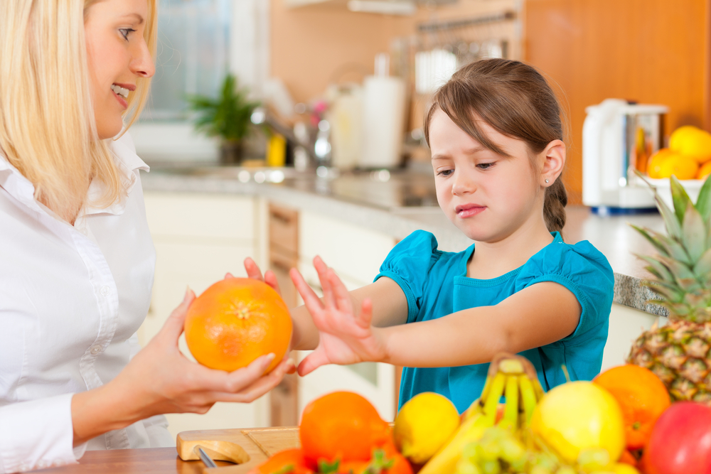 Bagaimana Cara Mengajarkan Anak untuk Tidak Membuang Makanan?