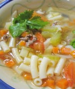 Sup Makaroni untuk Makan Siang si Kecil