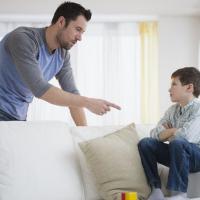 Ingin Si Kecil Turuti Kemauan Orang Tua? Pakai Cara Ini Dads!