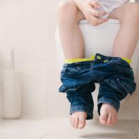 Sering BAB di Celana. Mungkinkah Si Kecil Terkena Encopresis Fungsional?