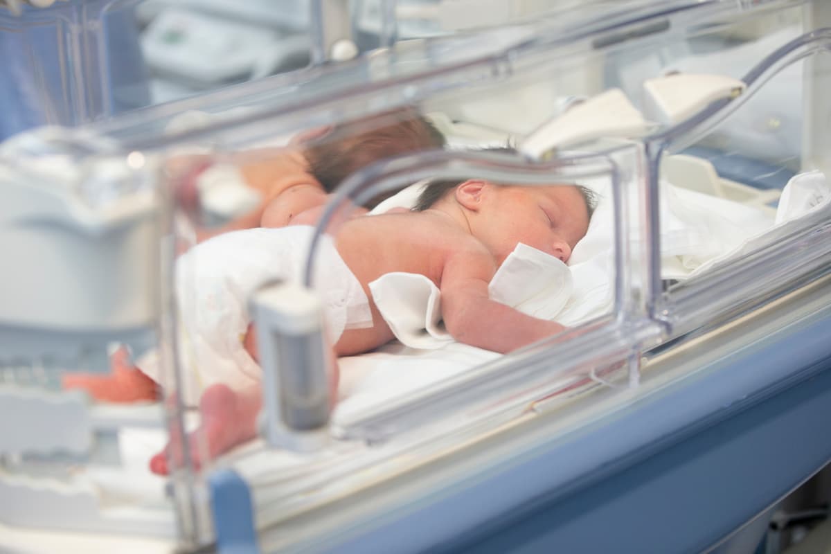 Informasi Seputar Kelahiran Bayi Prematur yang Perlu Moms Ketahui
